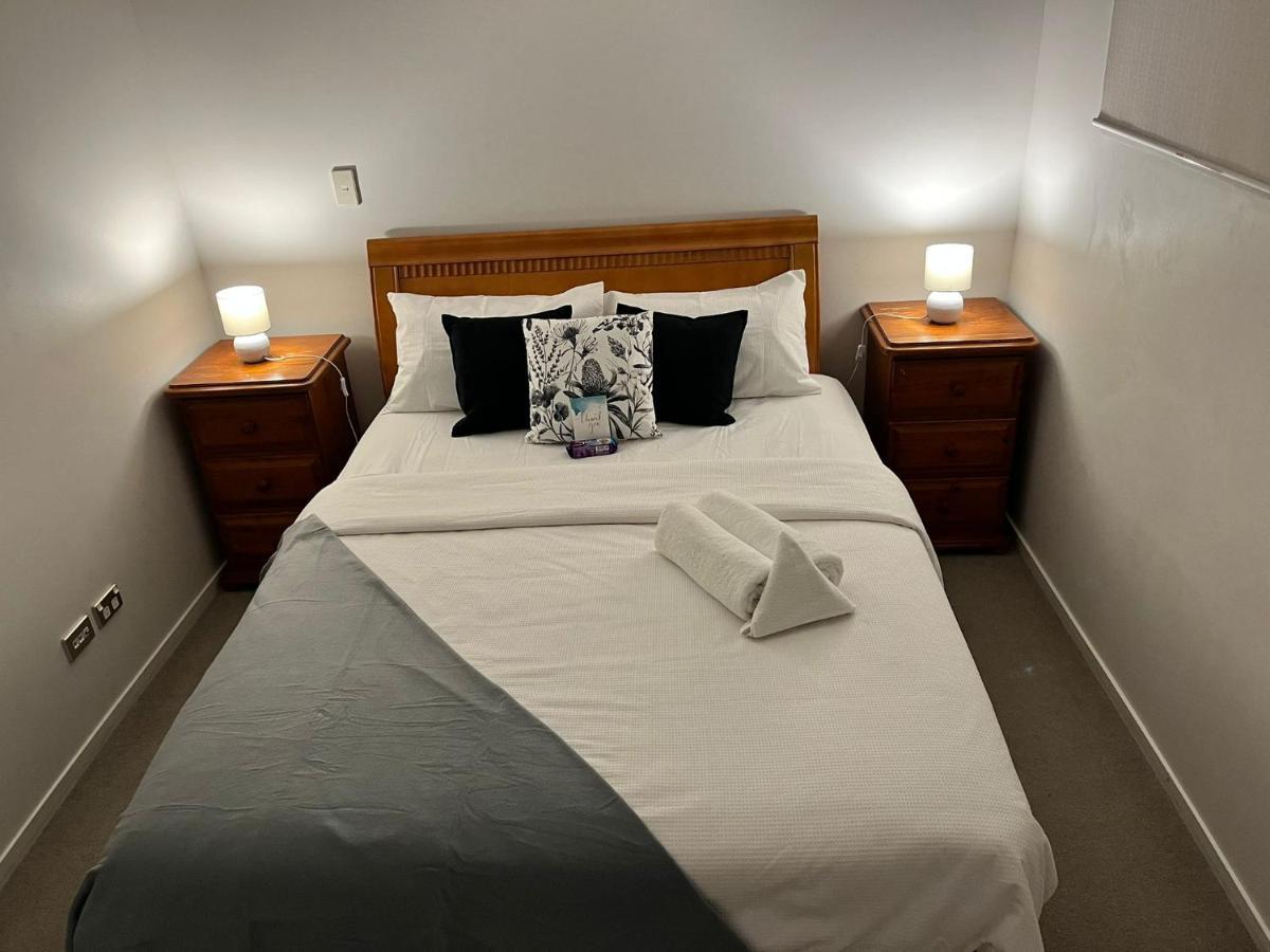 Free Wifi!! Spacious 1-Bedroom Apt, Auckland Cbd Bagian luar foto